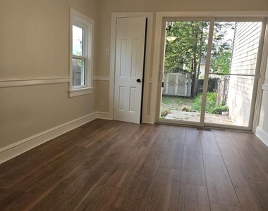 115 E 2nd Street - Photo Thumbnail 6