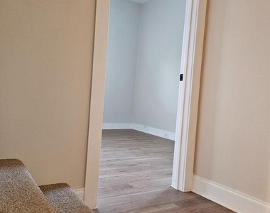 115 E 2nd Street - Photo Thumbnail 23