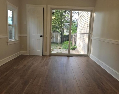 115 E 2nd Street - Photo Thumbnail 5