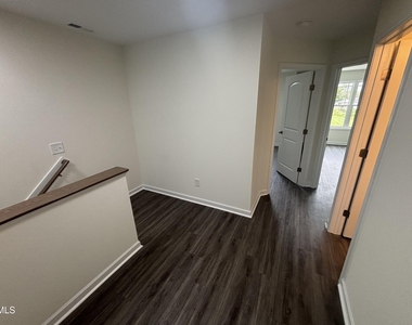 500 S Ryals Street - Photo Thumbnail 7