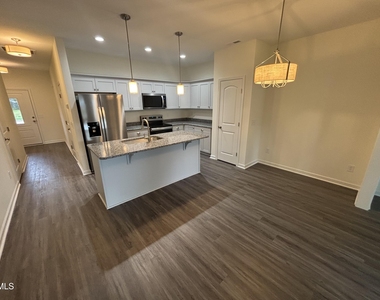 500 S Ryals Street - Photo Thumbnail 16