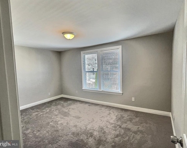 322 N Cannon Avenue - Photo Thumbnail 8