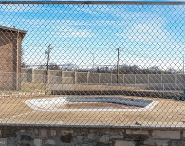 522 Wilson Bridge Drive - Photo Thumbnail 22