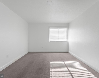 522 Wilson Bridge Drive - Photo Thumbnail 12