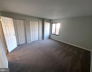 10123 Prince Place - Photo Thumbnail 14