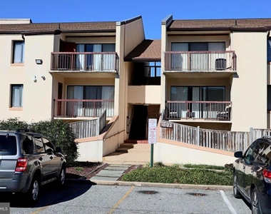 10123 Prince Place - Photo Thumbnail 1