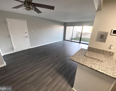 10123 Prince Place - Photo Thumbnail 9