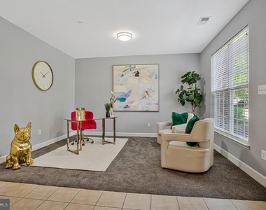 505 Jurgensen Pl - Photo Thumbnail 4