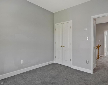 505 Jurgensen Pl - Photo Thumbnail 22