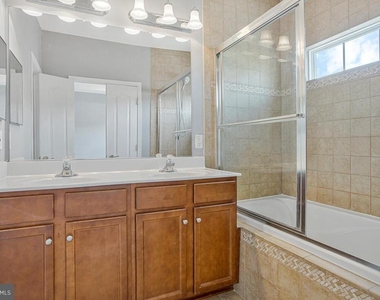 505 Jurgensen Pl - Photo Thumbnail 19