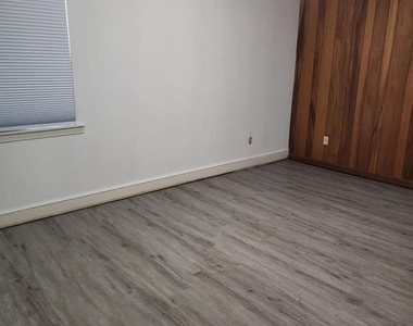 308 4th Street - Photo Thumbnail 4
