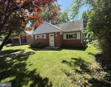 308 4th Street - Photo Thumbnail 8