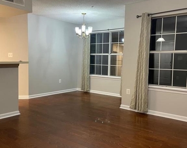 14013 Vista Drive - Photo Thumbnail 3