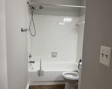 14013 Vista Drive - Photo Thumbnail 8