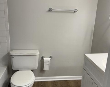 14013 Vista Drive - Photo Thumbnail 12