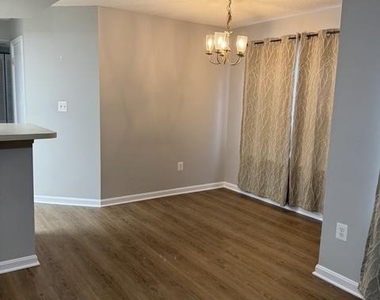 14013 Vista Drive - Photo Thumbnail 4