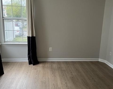 14013 Vista Drive - Photo Thumbnail 13