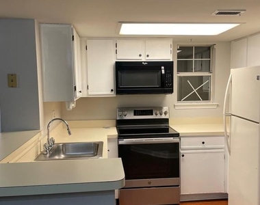 14013 Vista Drive - Photo Thumbnail 6