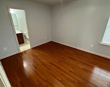 7045 Sand Cherry Way - Photo Thumbnail 35