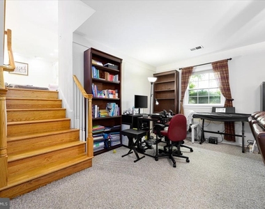4 Sussex Court - Photo Thumbnail 24