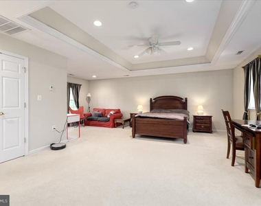 4 Sussex Court - Photo Thumbnail 18