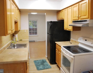 14652 Keeneland Circle - Photo Thumbnail 3