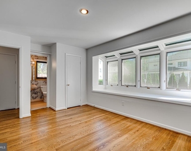 7517 Granada Drive - Photo Thumbnail 13