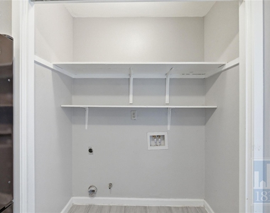 8108 Hood Cir - Photo Thumbnail 8
