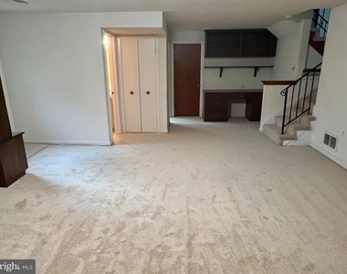 6411 E Halbert Road - Photo Thumbnail 8