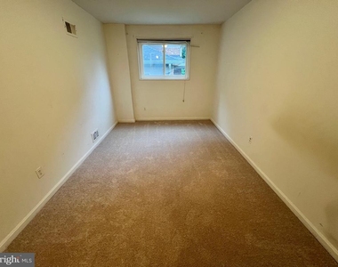 6411 E Halbert Road - Photo Thumbnail 20