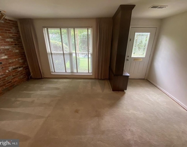 6411 E Halbert Road - Photo Thumbnail 6