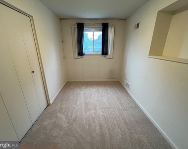 6411 E Halbert Road - Photo Thumbnail 24