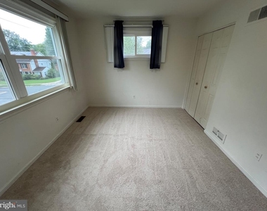 6411 E Halbert Road - Photo Thumbnail 18