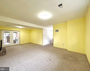 4 Renmark Court - Photo Thumbnail 24