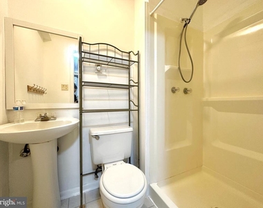 4 Renmark Court - Photo Thumbnail 32
