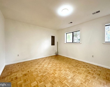 4 Renmark Court - Photo Thumbnail 28