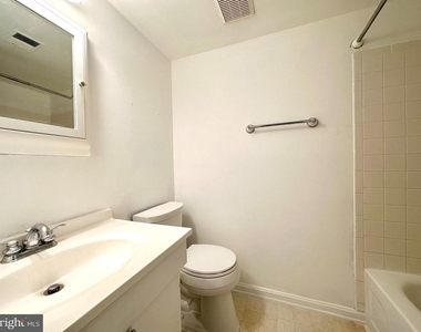 4 Renmark Court - Photo Thumbnail 27
