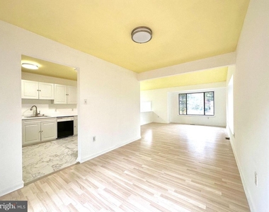 4 Renmark Court - Photo Thumbnail 6
