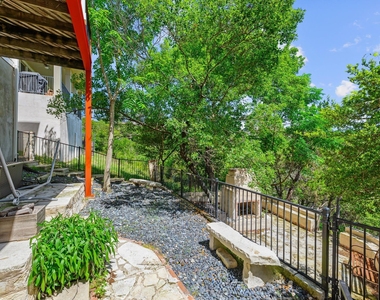 5004 Valburn Ct - Photo Thumbnail 34