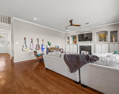 5004 Valburn Ct - Photo Thumbnail 9
