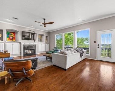 5004 Valburn Ct - Photo Thumbnail 7
