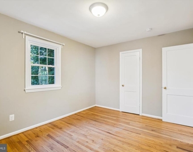 5212 Augusta Street - Photo Thumbnail 18