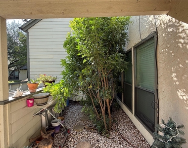 17 Casa Verde St - Photo Thumbnail 23