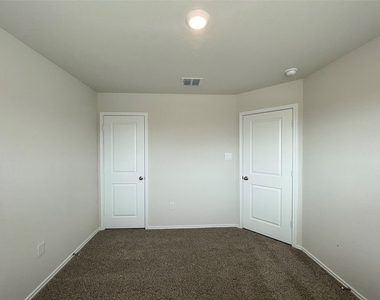3871 Copper Riv - Photo Thumbnail 14