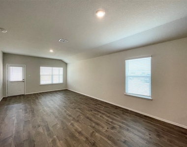 3871 Copper Riv - Photo Thumbnail 4