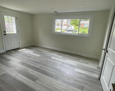 9913 Pomona Drive - Photo Thumbnail 16