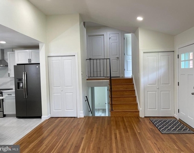 9913 Pomona Drive - Photo Thumbnail 8