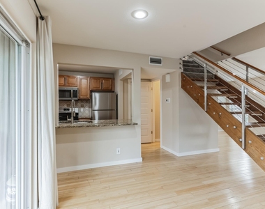 3214 Clawson Rd - Photo Thumbnail 4