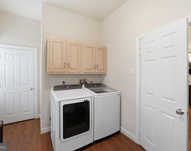 13010 Boswell Ct Court - Photo Thumbnail 12