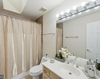 13010 Boswell Court - Photo Thumbnail 17